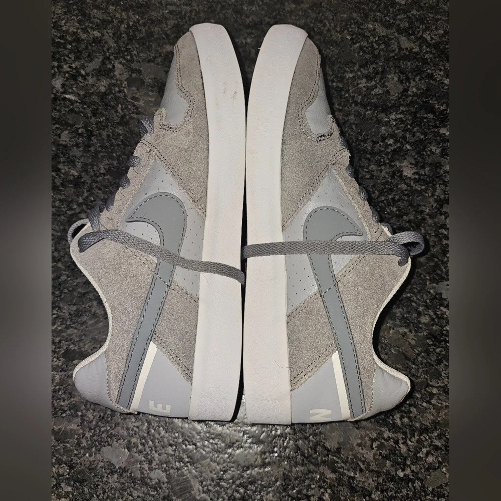 Nike SB Delta Force Vulc Skater Shoes 942237-001 Cool Grey Wolf‎ Men's 7 Youth 7